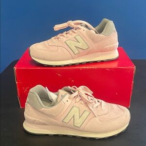 New Balance 574 Women’s 9 JB